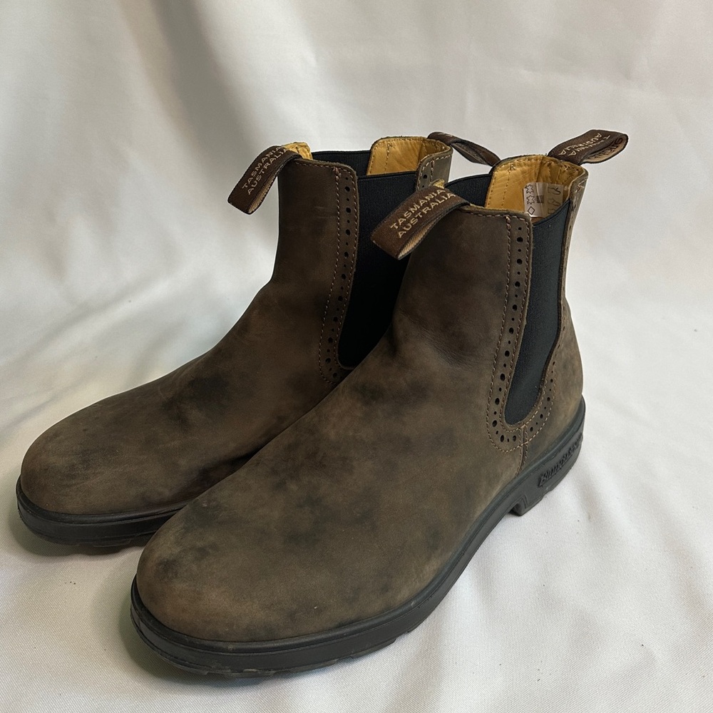 Women’s Size 11 Blundstone Original Series Chelsea Boot